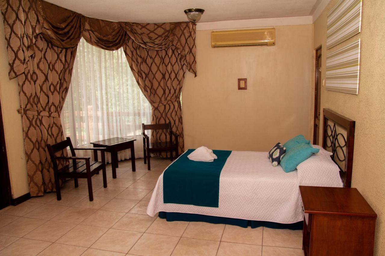 Resort Y Parque Acuatico Valle Dorado El Rosario Luaran gambar